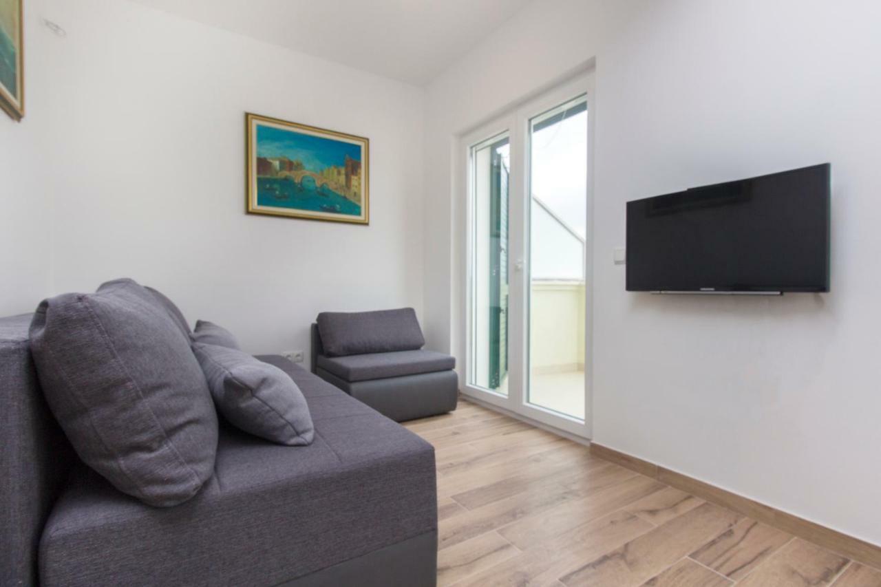 Appartamento Riva Krapanj Esterno foto