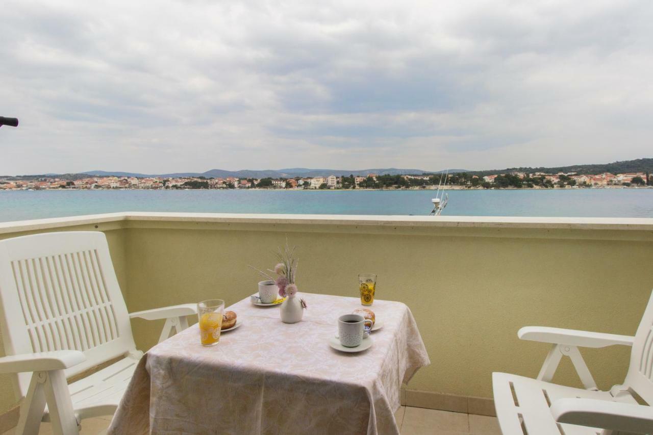 Appartamento Riva Krapanj Esterno foto